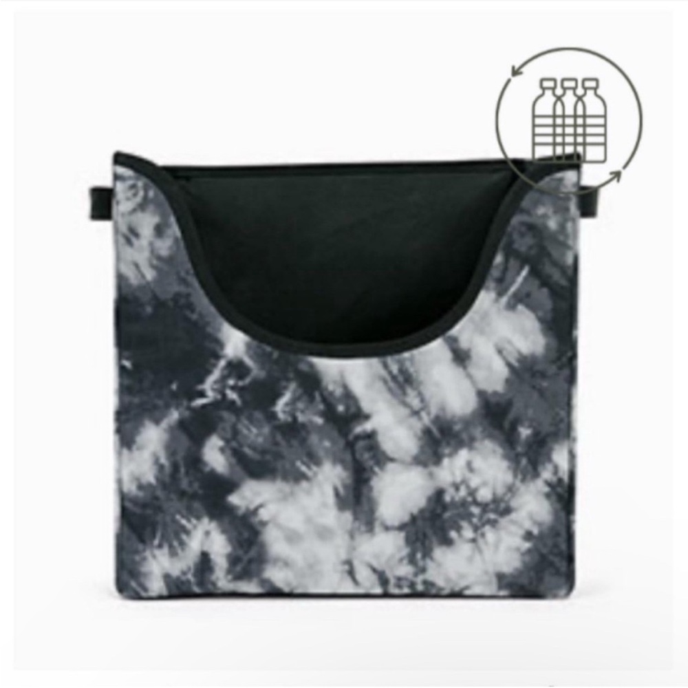 Thirty One Your Way  Easy Grab Bin -NWT Black Tie-dye